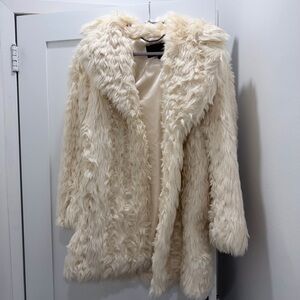 KENDALL + KYLIE PACSUN WHITE SHERPA Fur Coat